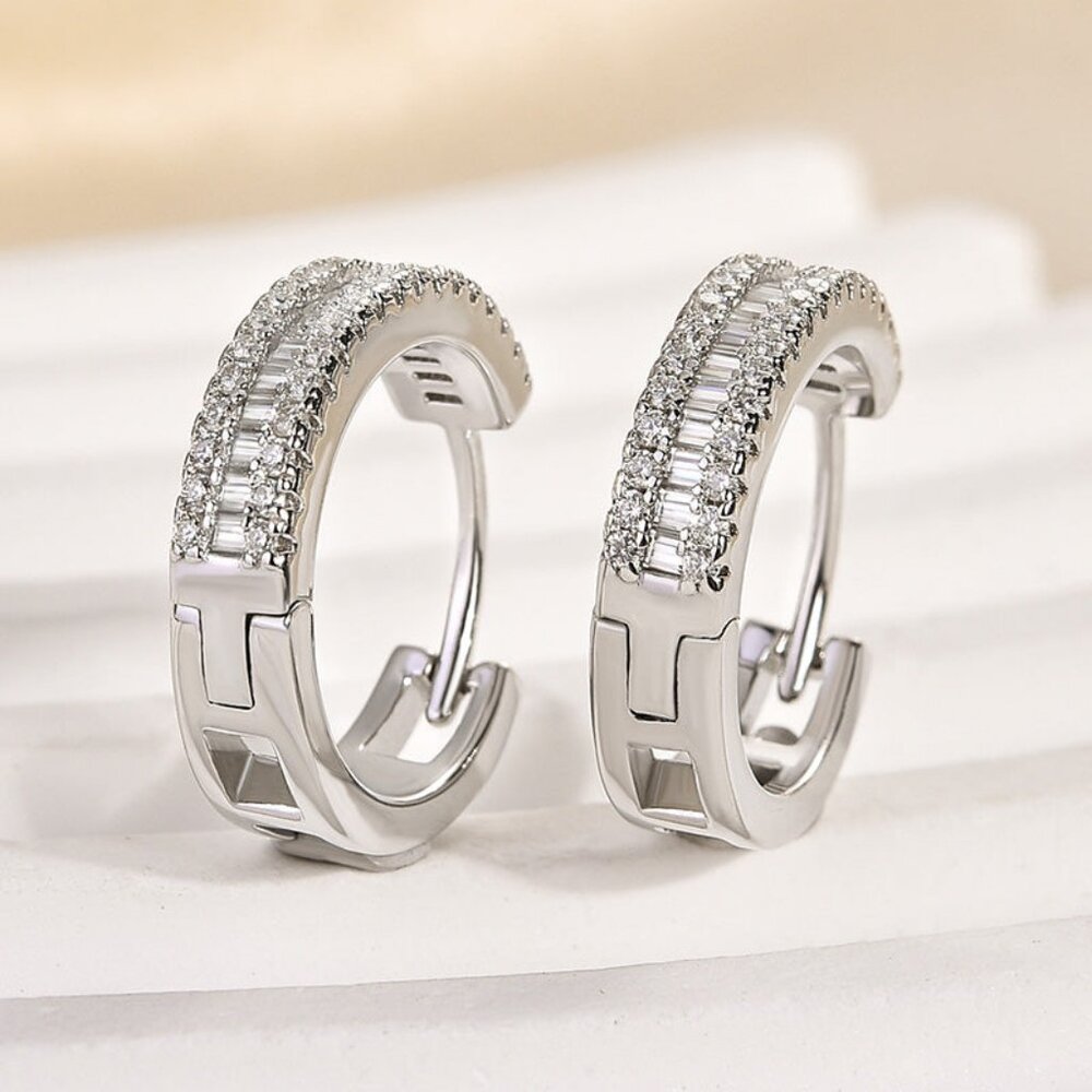 MOISSANITE EARRINGS
